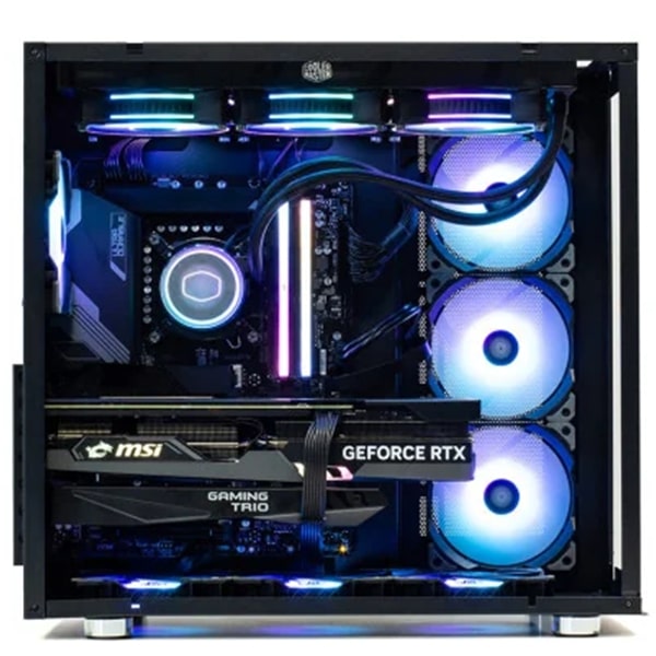 PC gamer haut de gamme avec éclairage RGB et carte graphique GeForce RTX illustrant le débat PC Gamer vs Console